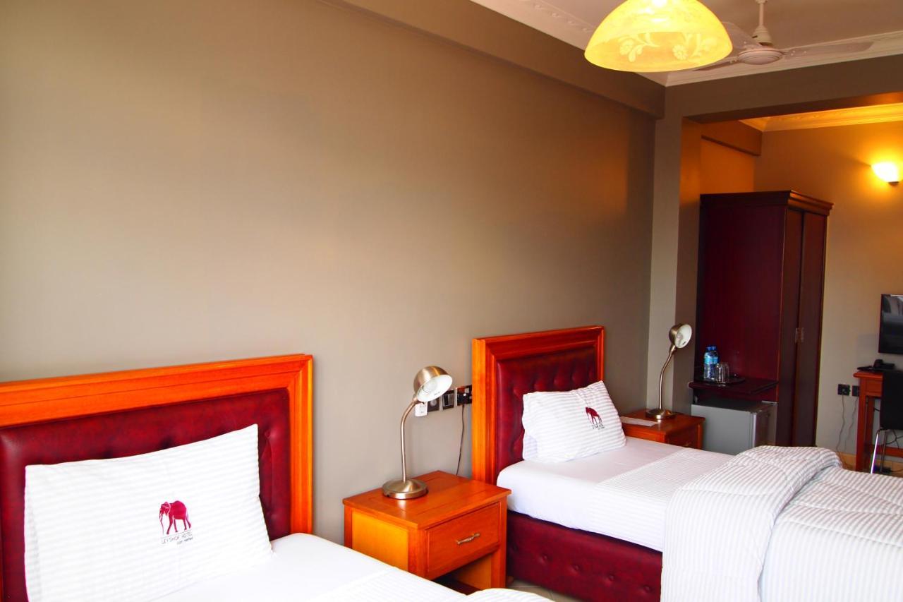 Leyshof Hotel Mwanza Zewnętrze zdjęcie