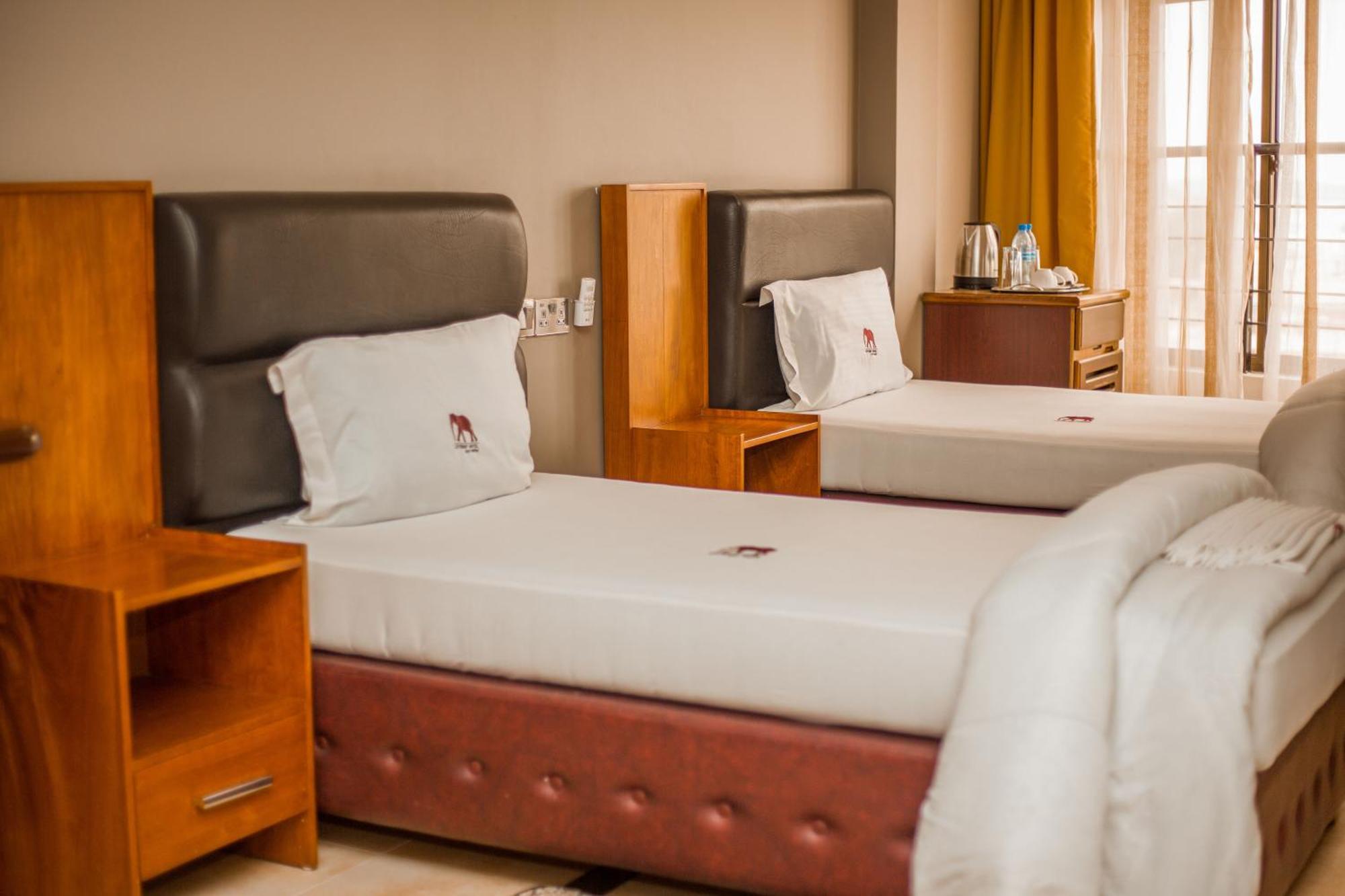 Leyshof Hotel Mwanza Zewnętrze zdjęcie